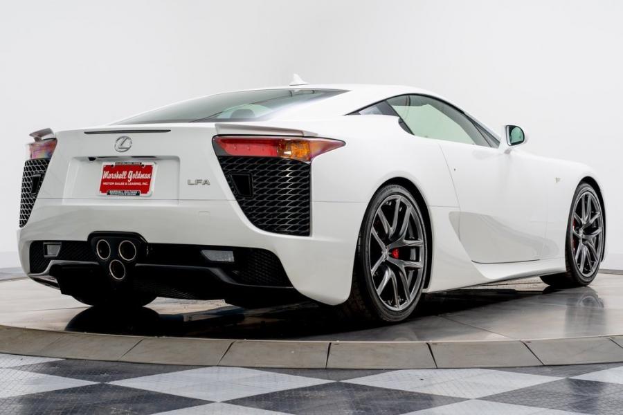  Lexus LF-A (108) 2012 года  (фото 33 из 34)